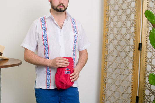 Guayabera El Mustango - SMU Mustang colors - Red and Blue